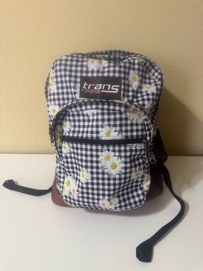 SOLD‼️Trans by JanSport Black Daisy Medium Backpack💞💞💞